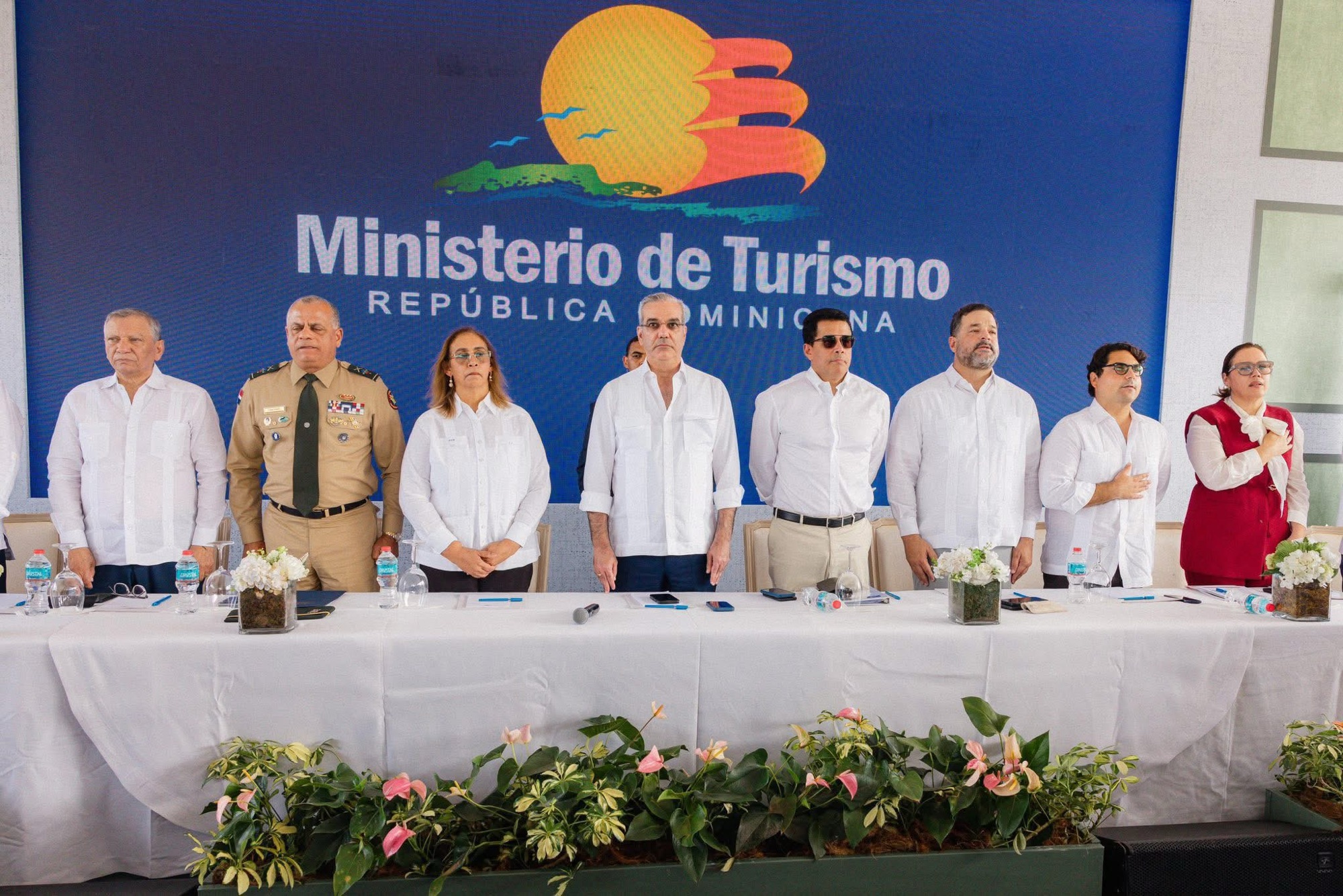 Abinader y Collado inauguran&nbsp;&nbsp;bulevar de la Salud en Haina con inversión de 165 millones de pesos