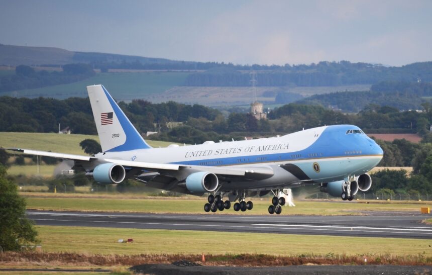 Trump retira el Air Force One tras 35 años de servicio