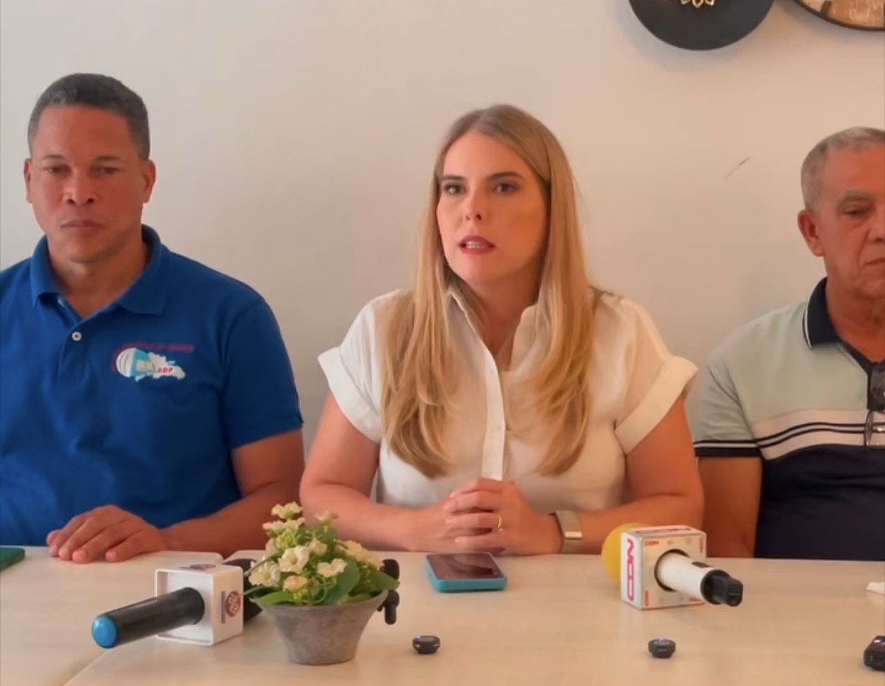 Diputada Carmen Ligia Barceló anuncia la segunda edición de los Premios Orgullo Hato Mayor al Mérito Estudiantil y Magisterial