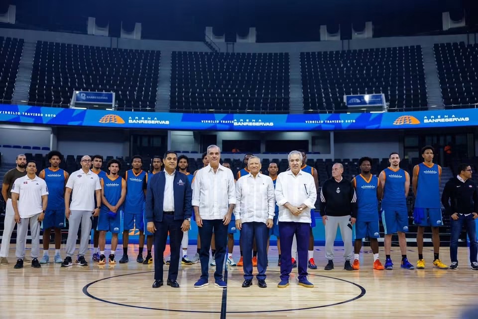 Presidente Abinader inaugura la remodelada Arena Banreservas Virgilio Travieso Soto&nbsp;