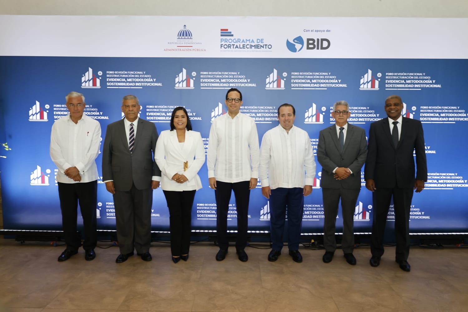 Gobierno asegura hay «mayor coherencia y menor duplicidad» tras unificación de ministerios
