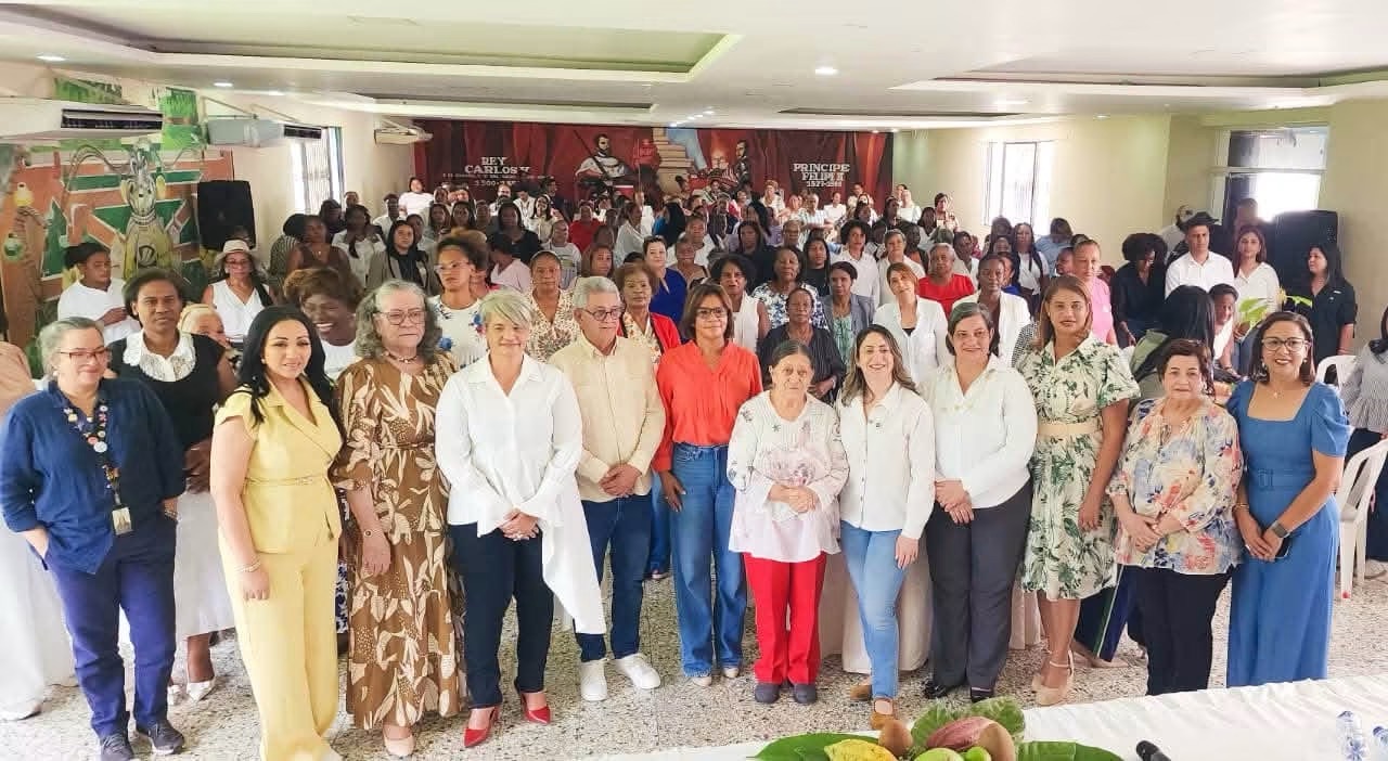 Realizan Encuentro Regional del Programa Mujer Rural en Hato Mayor