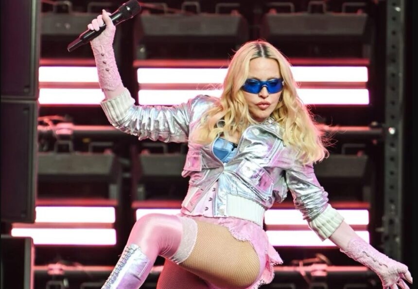 Álbum “Confessions II” de Madonna rompe récord; logró su décimo número uno en Billboard 200