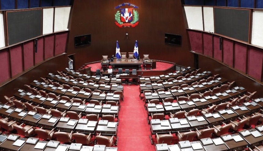 Cámara de Diputados aprueba con cambios proyecto para regular juegos de azar y lo devuelve al Senado