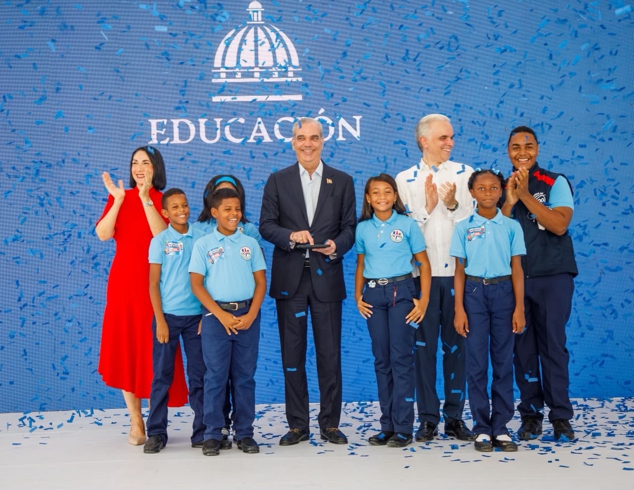 Presidente Abinader da inicio al año escolar 2026-2027 con más de dos millones de estudiantes convocados y afirma: “La República Dominicana que soñamos para el 2036 comienza hoy, en cada aula que abre sus puertas”
