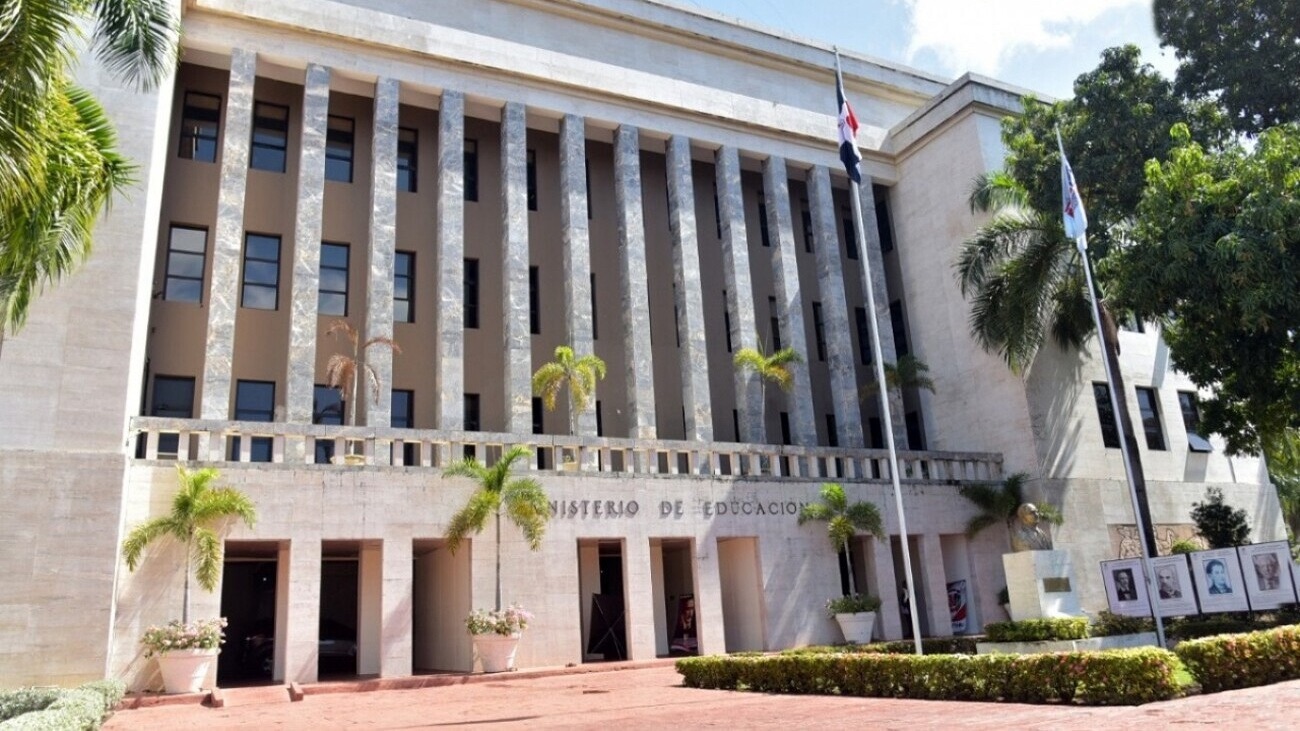 Minerd establece calendario escolar 2026-2027 con inicio de clases el 24 de agosto