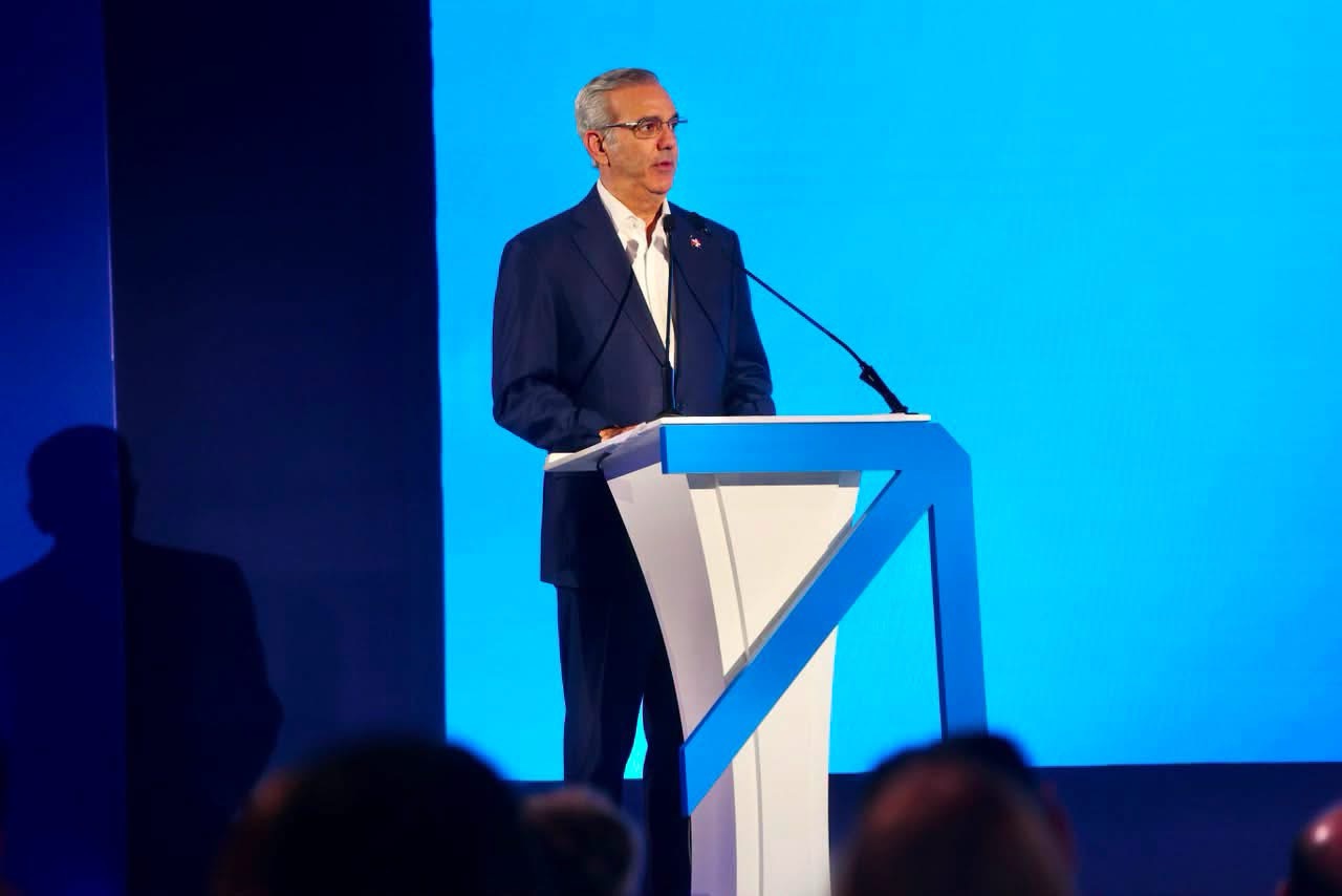 Abinader participa en el Foro Meta RD 2036
