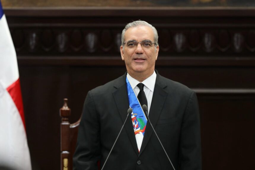 Abinader remueve piezas clave del Gobierno al cumplir dos años de su segundo mandato