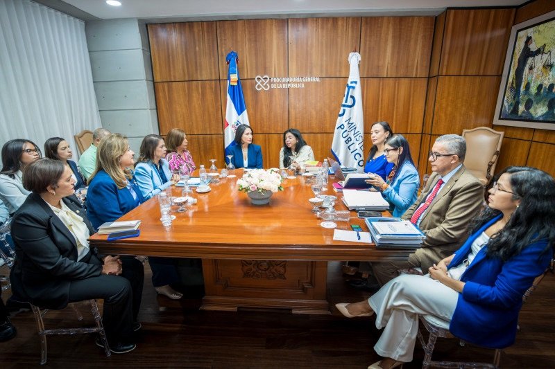 Conani y el Ministerio Público buscan fortalecer el Código del Menor