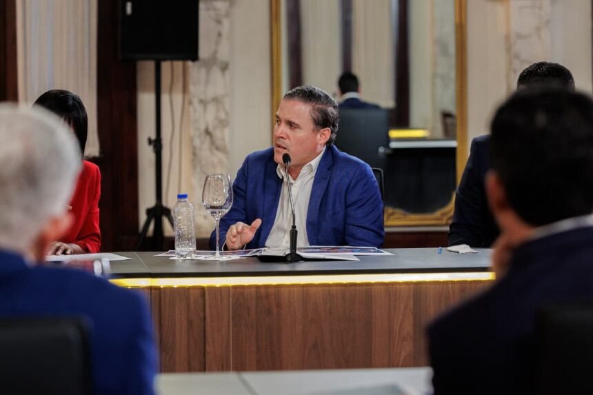 Ministerio de Vivienda consolida su rol transversal con más de 20 mil viviendas y cifras récord en permisos de construcción