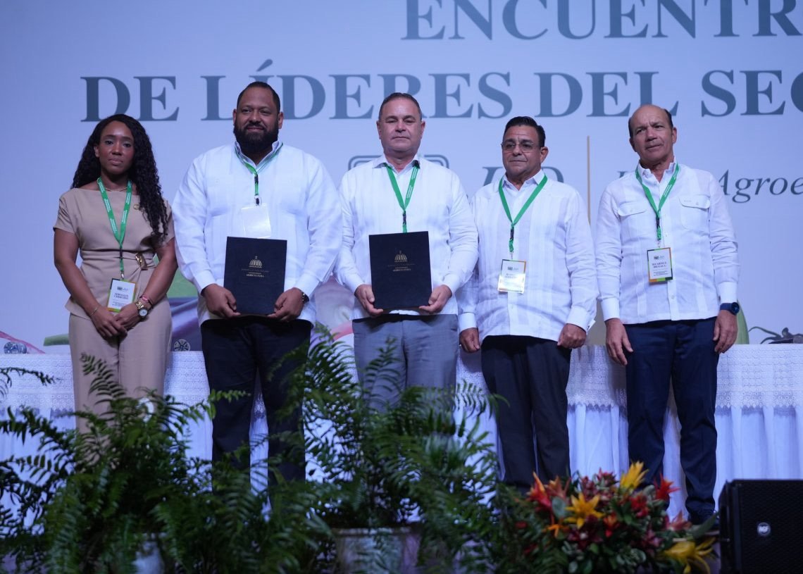 Agricultura y Unphu invertirán RD$23.7 millones en formación de nuevos profesionales para fortalecer el agro dominicano