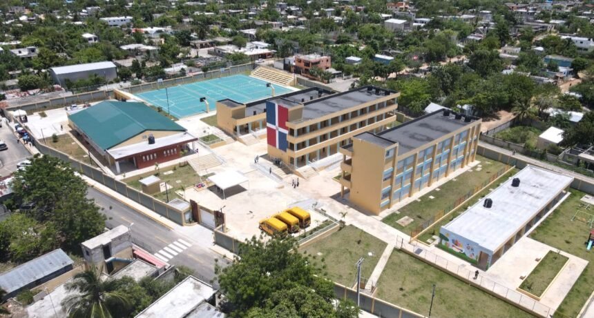 Infraestructura Escolar asegura que más del 98 % de los centros educativos funciona con normalidad