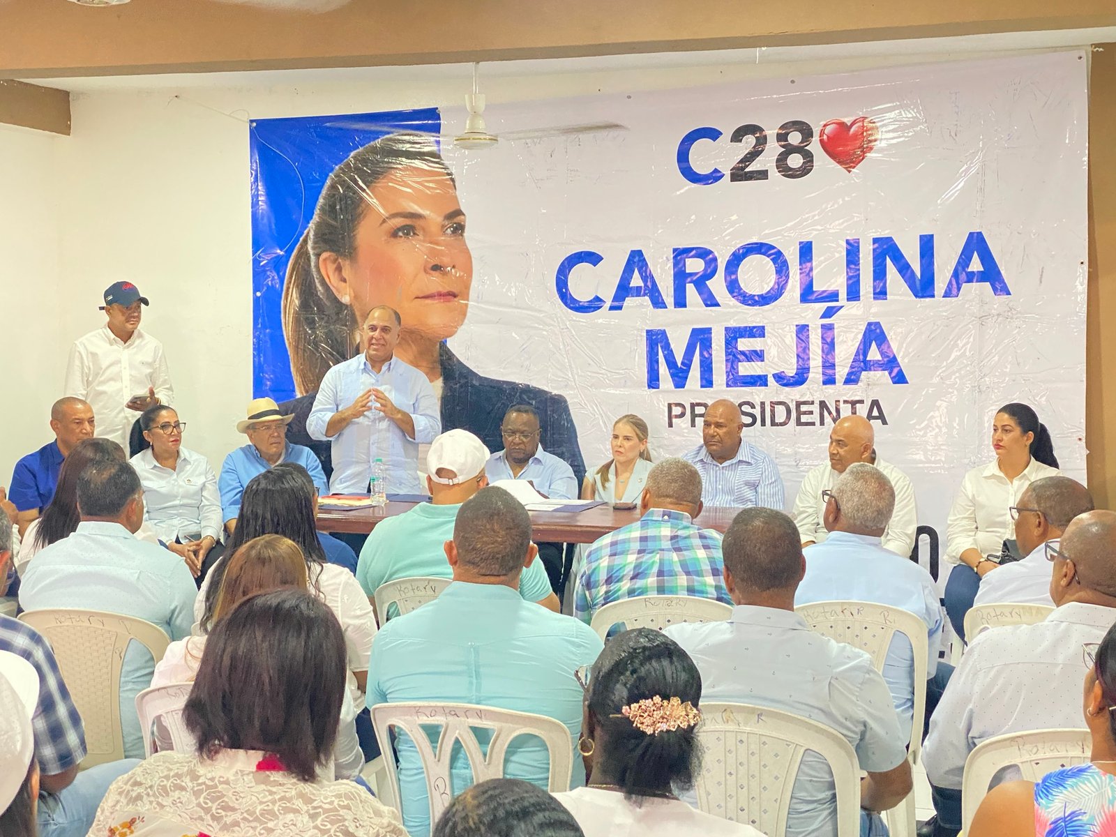 Equipo político de Carolina Mejía realiza encuentro provincial con dirigentes de Hato Mayor