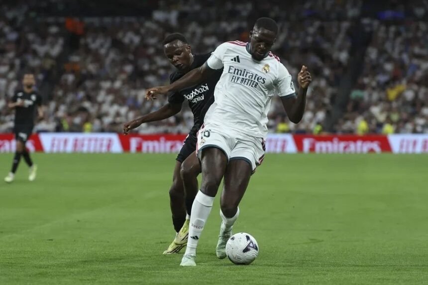 Konaté deja la selección francesa por un esguince leve de rodilla