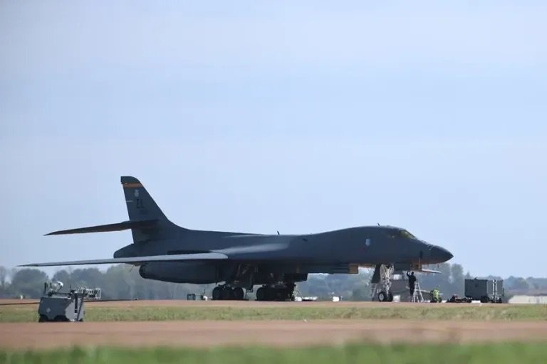 Irán niega relación con el plan terrorista contra la base inglesa, los detenidos son británicos