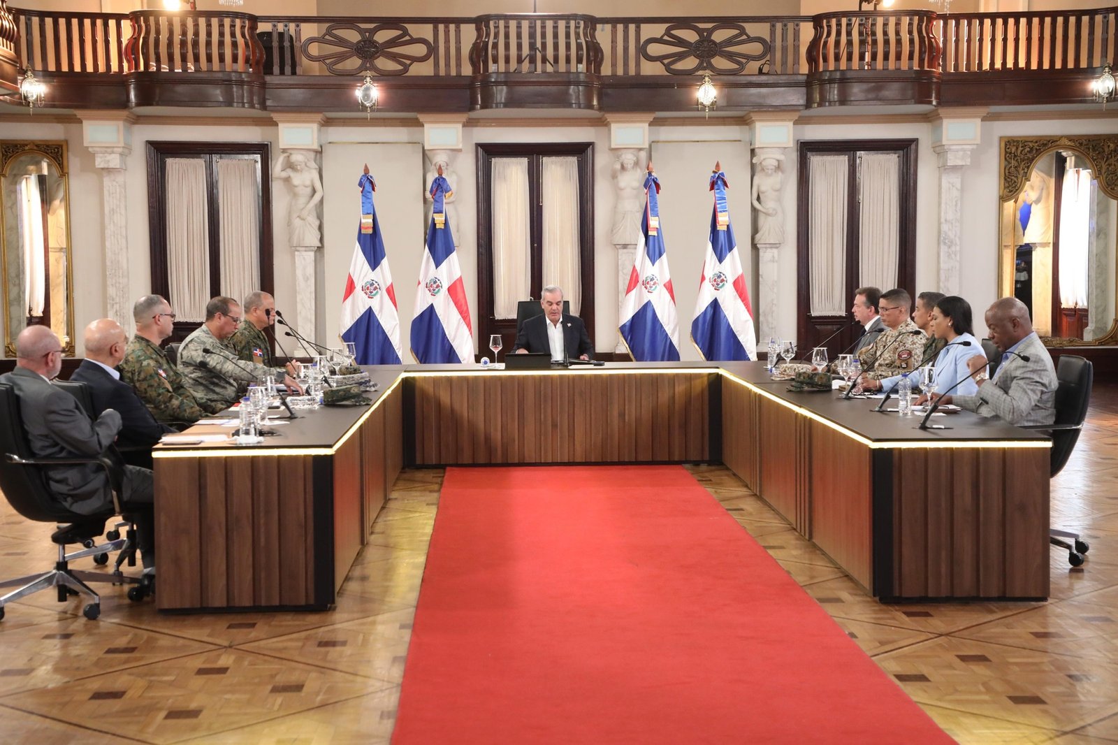 Presidente Abinader advierte no permitirá bandas haitianas a menos de 20 kilómetros de la frontera y asegura la misma se encuentra en su mayor nivel de protección