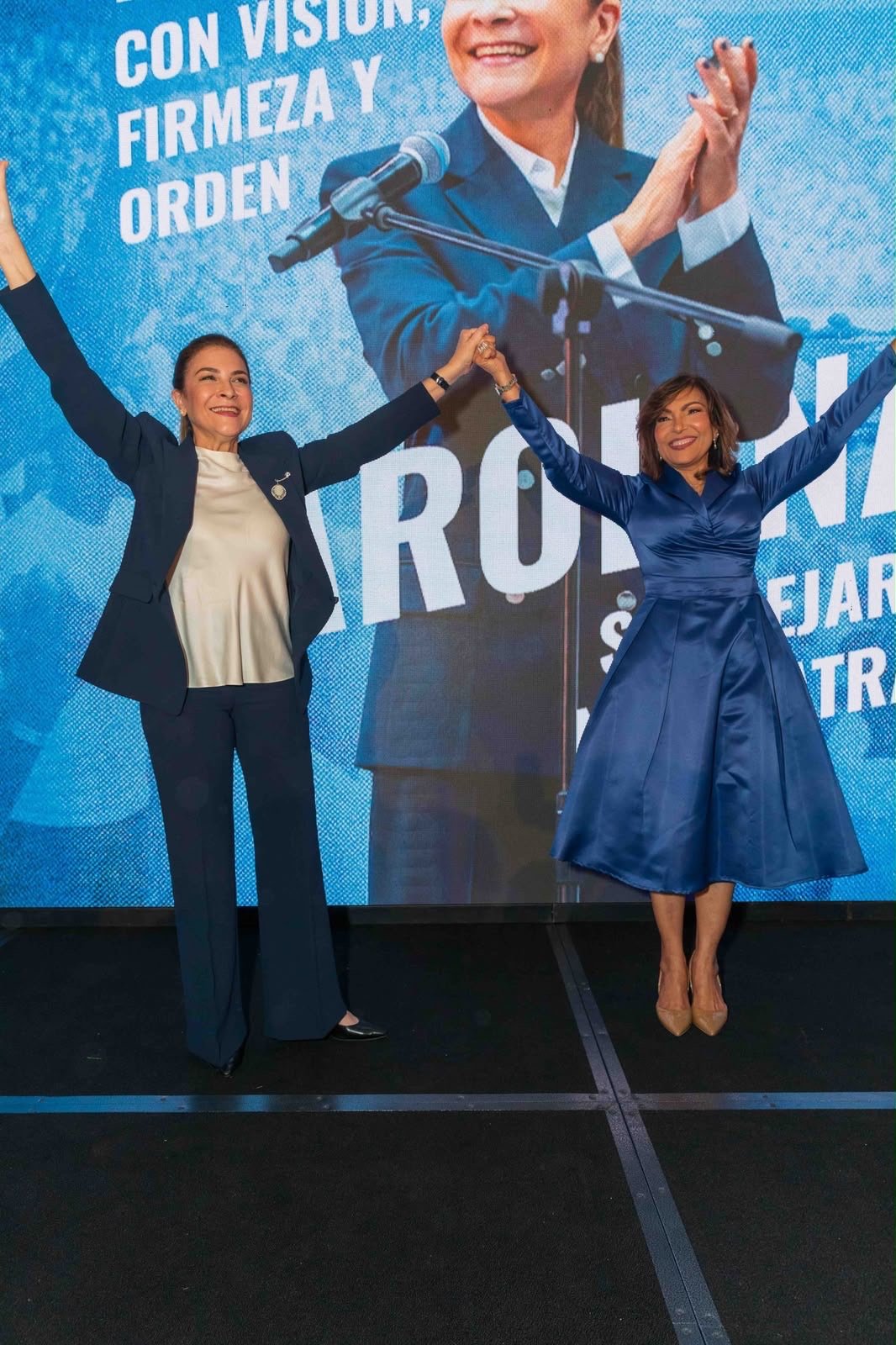 Carolina recibe apoyo de Geanilda Vásquez: “Vamos a construir y vamos a ganar”