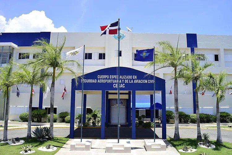 Auditoría detecta 30 vehículos del CESAC que no aparecen en su flotilla y contratos con participación de servidores públicos