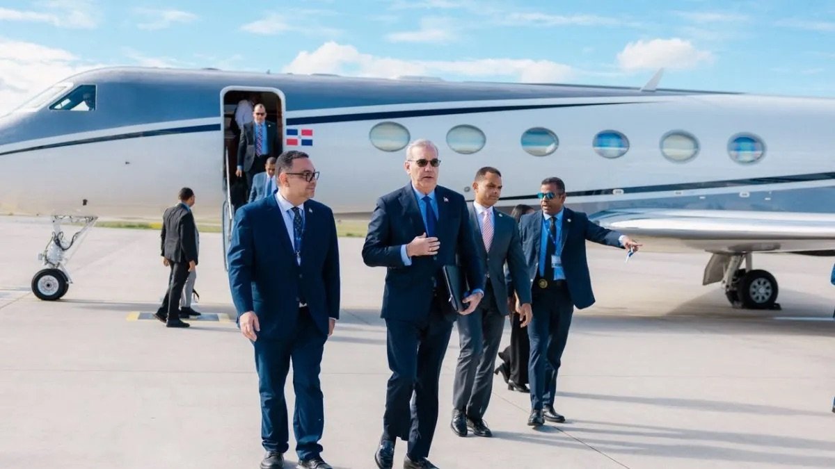 Presidente Abinader destaca en Praga avances democráticos de República Dominicana y subraya fortaleza e independencia de las instituciones