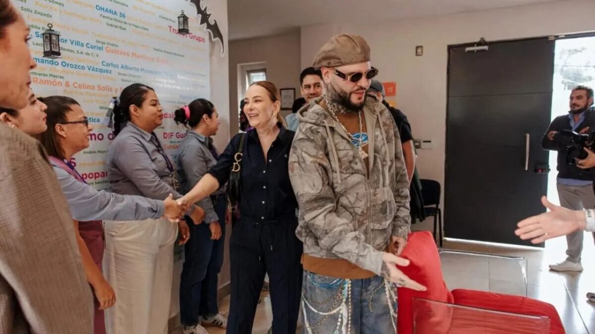 Farruko se une a HEAT Awards para llevar esperanza a niños de Jalisco