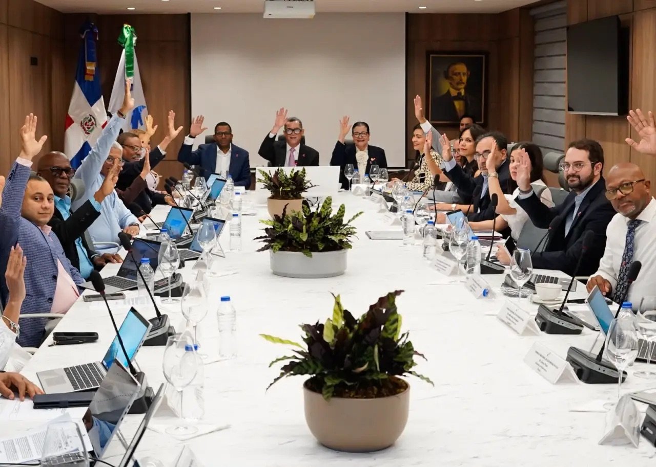 CNSS aprueba cobertura del 100 % para 13 medicamentos de alto costo