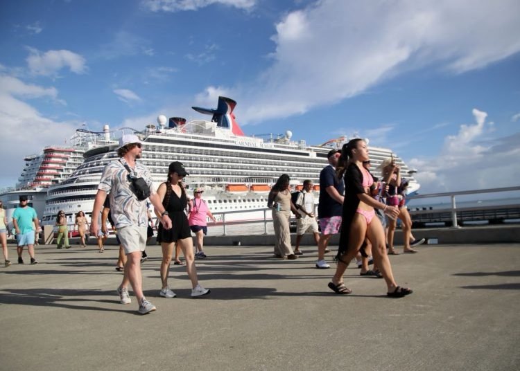 RD recibe más de 16,000 visitantes con la llegada de cuatro cruceros a Puerto Plata y Pedernales